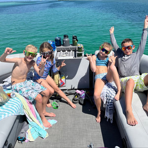 Docktail Butler Boat Table with Pontoon Boat Rail Mount