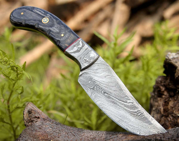 Draco Hunting Knife with Pakkawood Handle