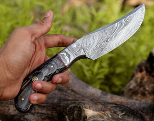 Draco Hunting Knife with Pakkawood Handle - TRAPSKI