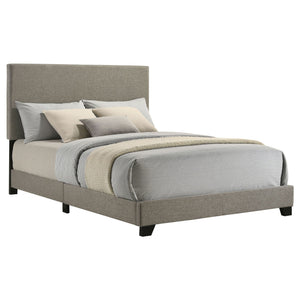 Efram - Panel Bed