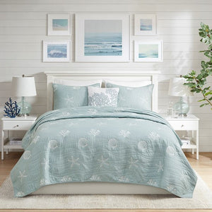 4 Piece Cotton Reversible Embroidered Quilt Set with Throw Pillow Aqua King/Cal King