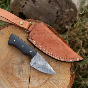 Handmade Damascus Steel Skinner Knife - Resin Handle - 5.5" Full Tang Damascus Knife