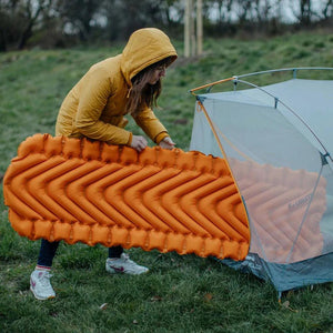 Insulated Static V Lite Sleeping Pad - Mango Orange - TRAPSKI