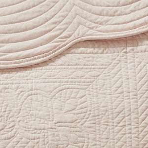 Reversible Scalloped Edge Quilt Set with Lightweight Microfiber - Blush