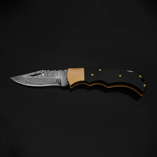 Knight Handheld Pocket Knife with Micarta Handle