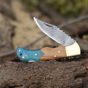 Knight Pocket Knife with Olive Wood & Resin Handle - TRAPSKI