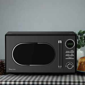 Magic Chef 0.7 Cubic Feet 700 Watt Classic Retro Microwave, Black (Damaged)