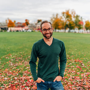 Men's 100% Merino Wool V-Neck Sweater - Midweight