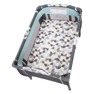 Baby Trend Trend-E Nursery Center Playard Portable Crib w/ Bassinet, Doodle Dots
