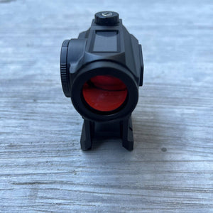 Hussar Red Dot