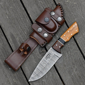 Sculptor Camp Knife with Exotic Olive Wood Handle