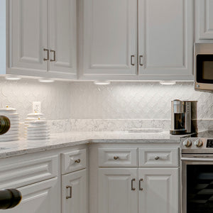 GE LED Plug In Slim Puck Light with Plastic Housing for Under Counter Fixtures