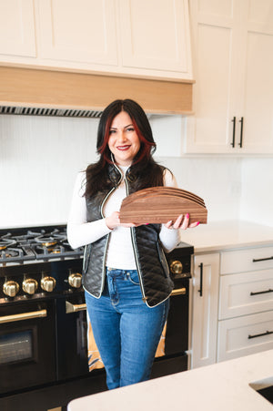 Premium Walnut Cutting Board Holder - Sturdy & Stylish - TRAPSKI