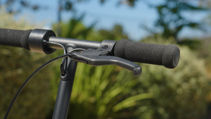 Razor Power Core XLR100 Electric Scooter Outdoor Ride-On Toy for Ages 8+, Black